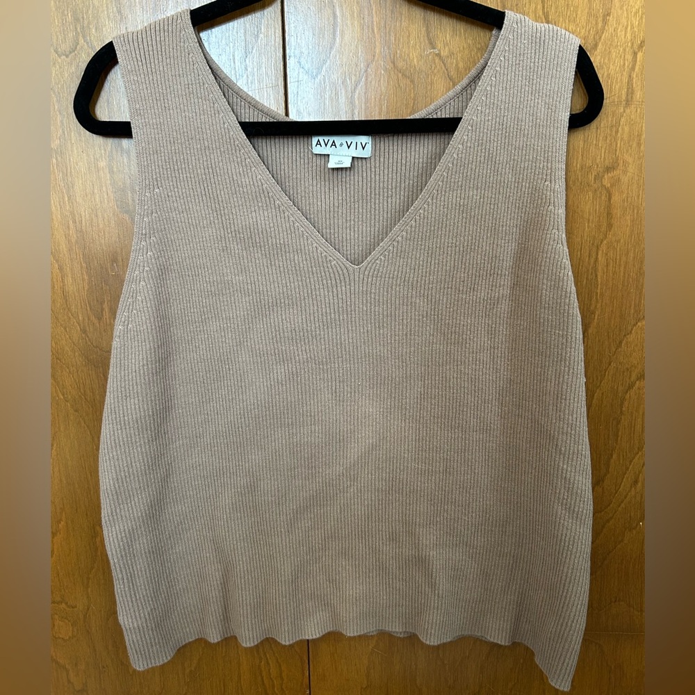 Ava & Viv V-Neck Ribbed Top in Brown